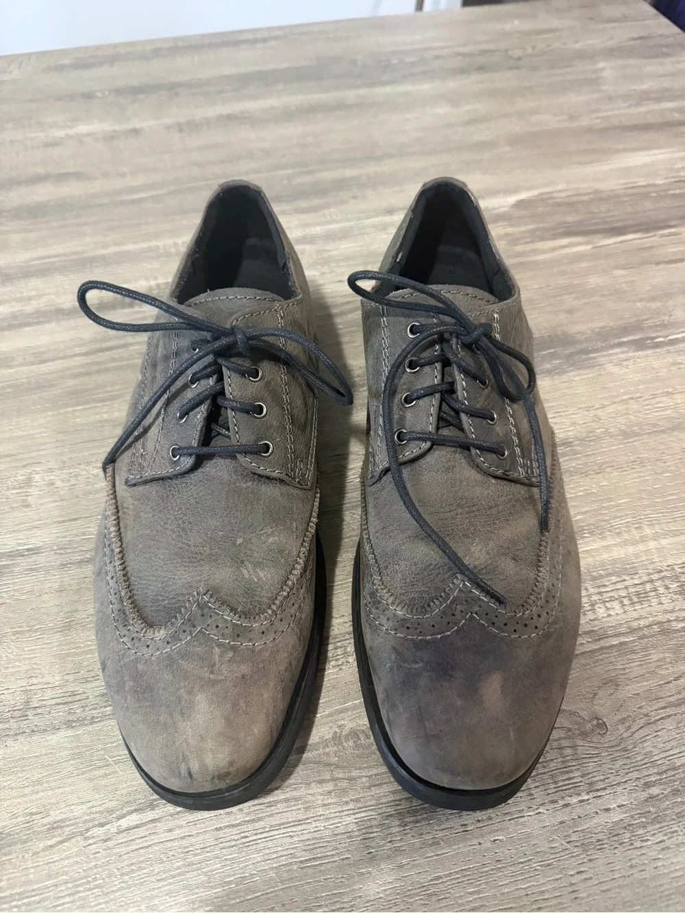 Bed|Stu Larino Wingtip Oxford Gray Suede Lace-Up Dress Shoes